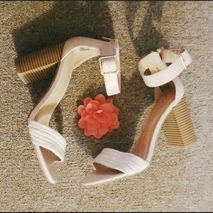 LC Lauren Conrad nude strappy heels w/stacked heel
